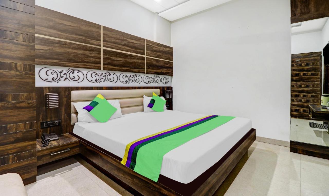 Itsy Hotels Anjali Mahal 500, Mtrs From Mathura Railway Station Exterior photo